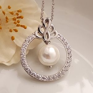 NEW Sterling,, Pearl, Diamond Celtic Penda…